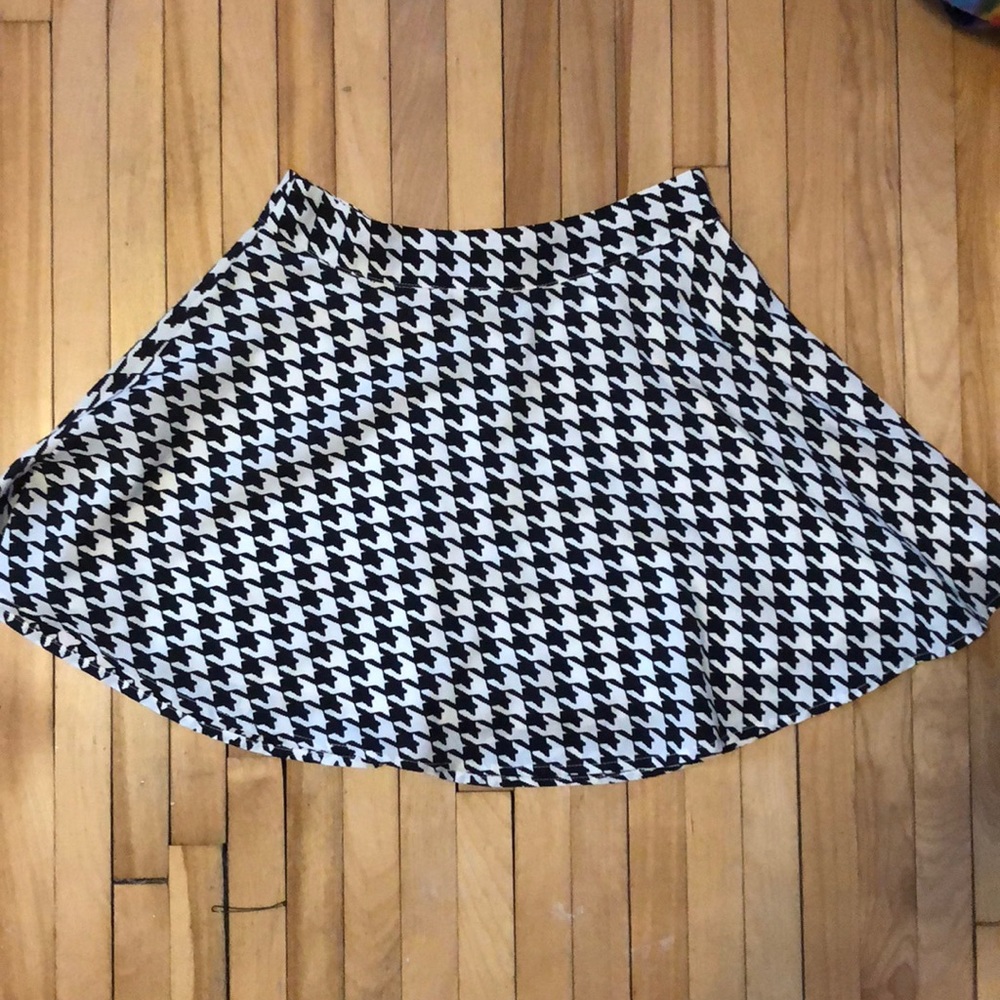 Forever 21 Houndstooth Skater Skirt